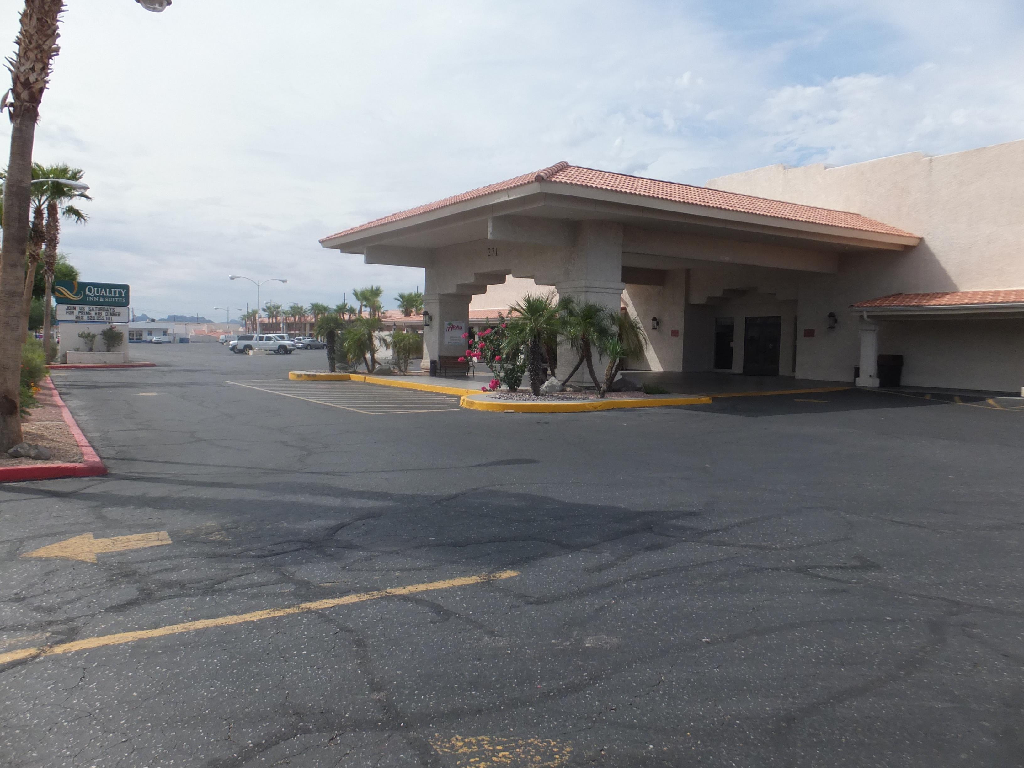 Quality Inn & Suites Lake Havasu City Exterior photo